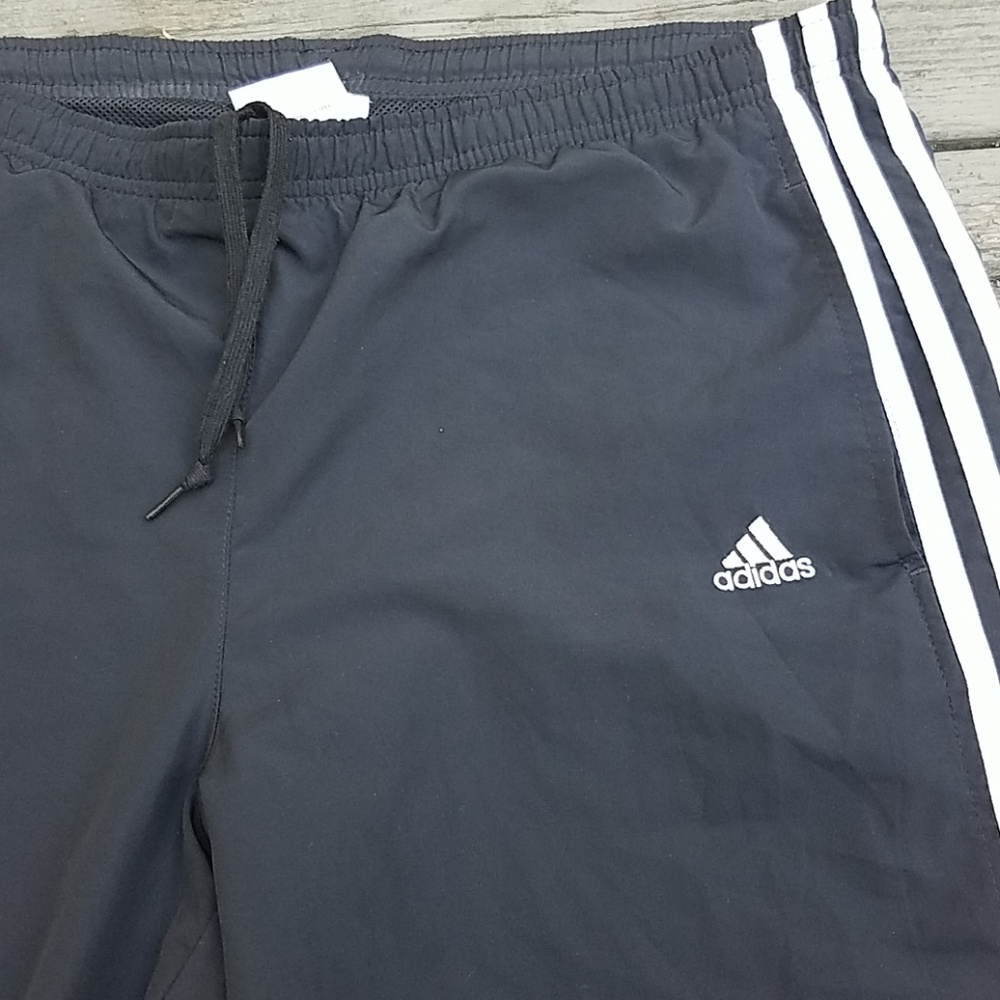 Adidas wind pants - Picture 2 of 7